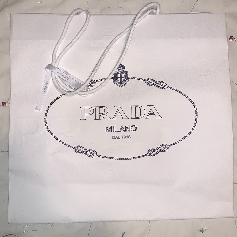 Medium Prada Shopping Bag